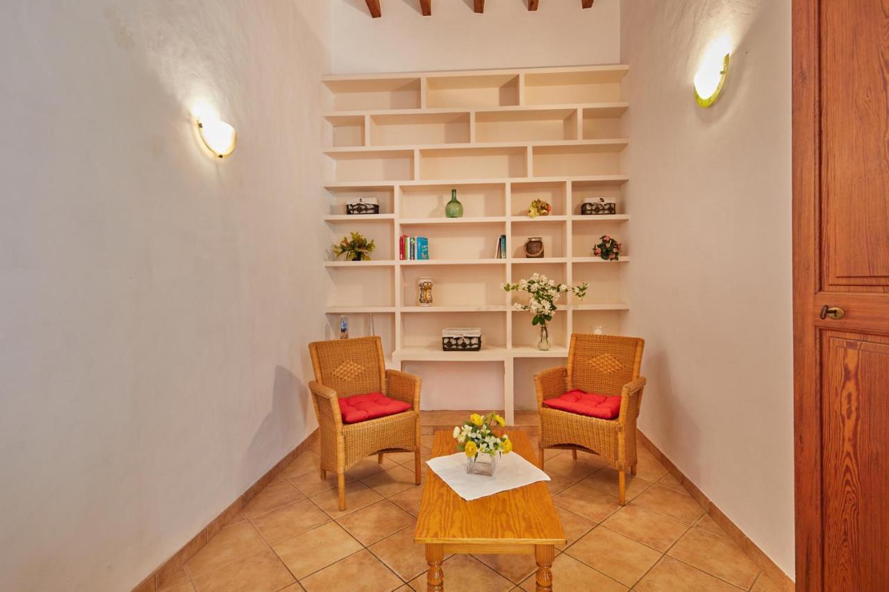 Casa Fortuny In *